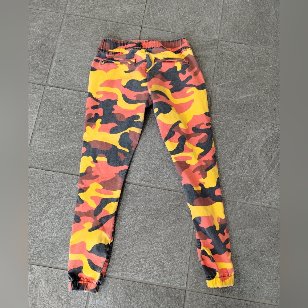 V.I.P. Sunburst Orange Camo Cargo Pants Women Size Small - Picture 4 of 11